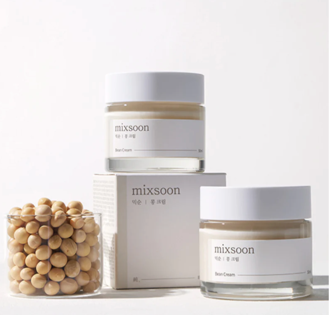 Mixsoon Bean Cream is verrijkt met gefermenteerde ingrediënten om de huid van voeding te voorzien. Gefermenteerde granaatappel, gerst en peer