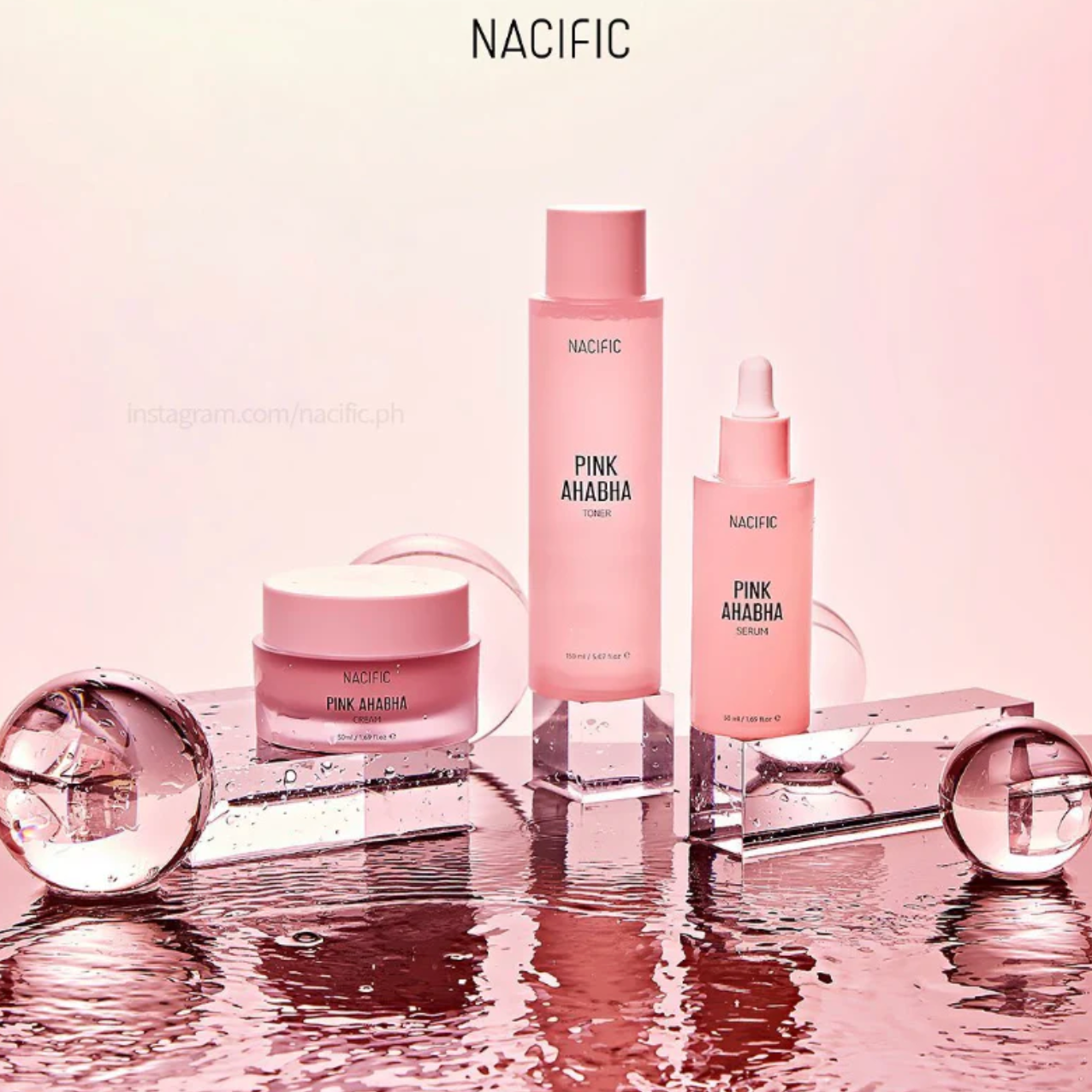 Nacific Pink AHA BHA Serum is een multifunctioneel serum dat exfolieert, de elasticiteit verbetert en hydrateert. AHA en BHA verwijderen op milde wijze dode huidcellen om de celvernieuwing te stimuleren